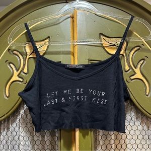 Vintage distressed super cropped top “Let me be your last first kiss” size M